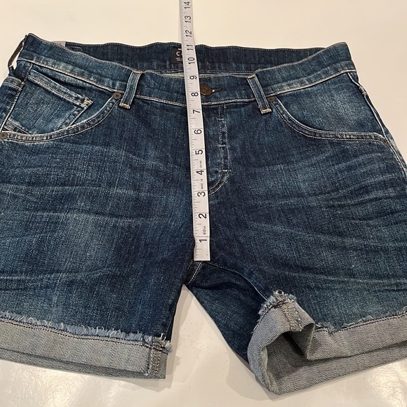 Citizens Of Humanity 5” Inseam Mid Rise Shorts Size 26 - Picture 6 of 16